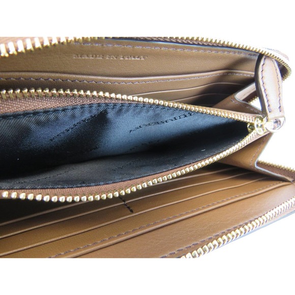 BURBERRY ELMORE BROWN HOUSE CHECK DERBY LEATHER ZIP AROUND LOGO CLUTCH WALLET - Picture 5 of 12